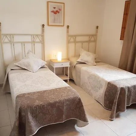 Tabaybas E31, Two Bed Puerto del Carmen (Lanzarote)