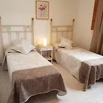 Tabaybas E31, Two Bed 卡门港